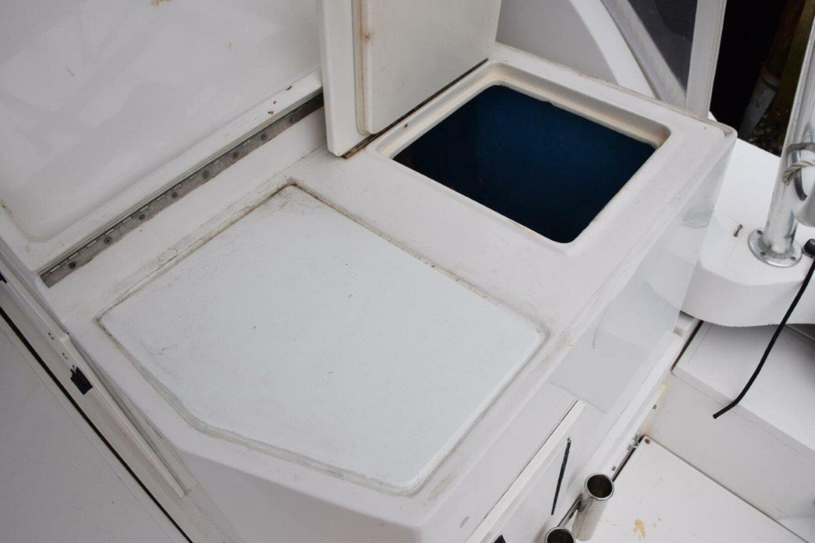 1995 Blackfin Combi 33 - Image 37