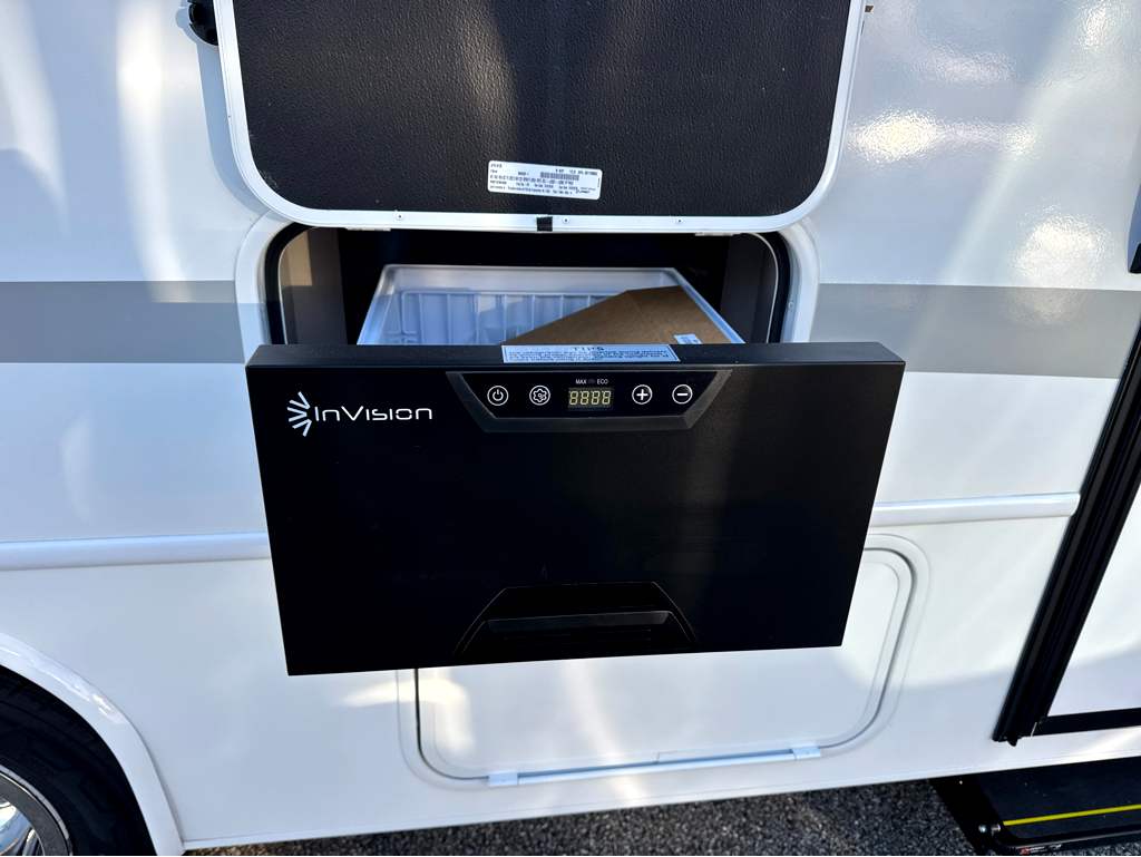 2027 ENTEGRA COACH ODYSSEY 20SF - Image 9