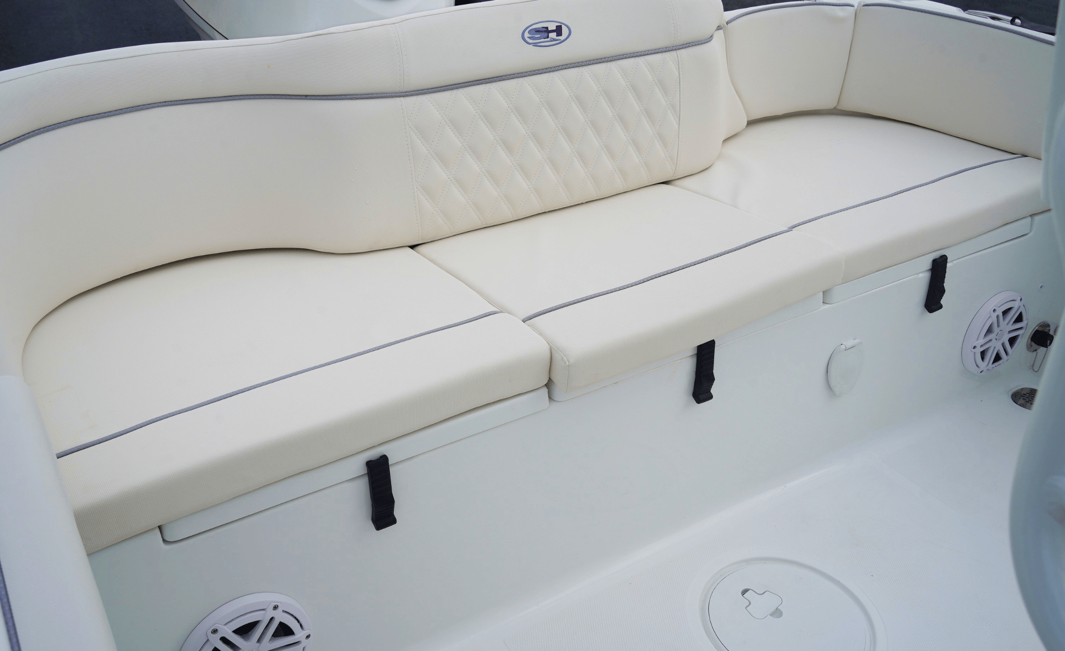 2027 SEA HUNT ULTRA 229 - Image 24