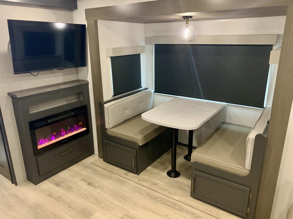 2027 Forest River Surveyor Legend 252RBLE - Image 34