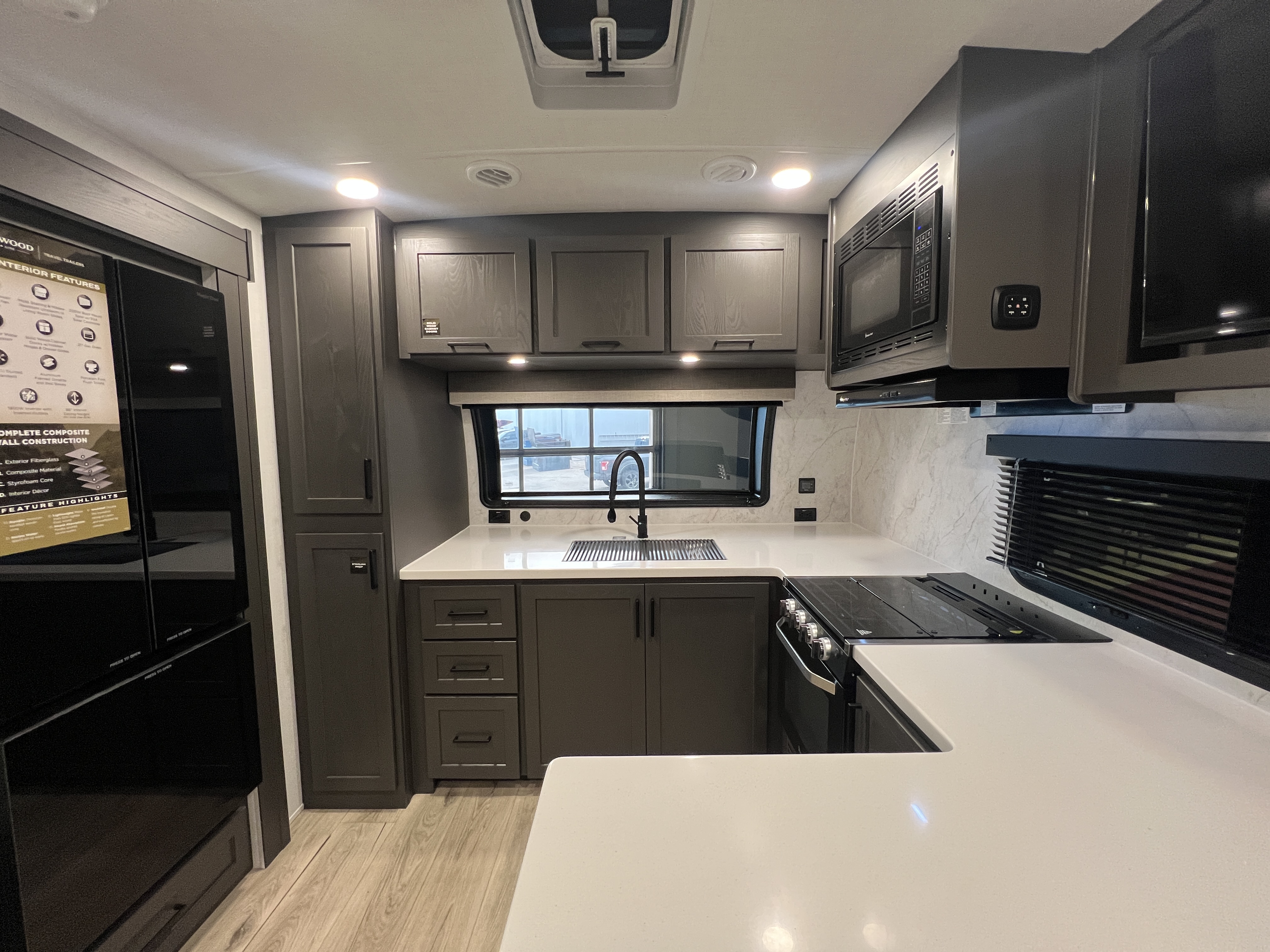 2027 Forest River Rockwood Ultra Lite 2623MBR - Image 3