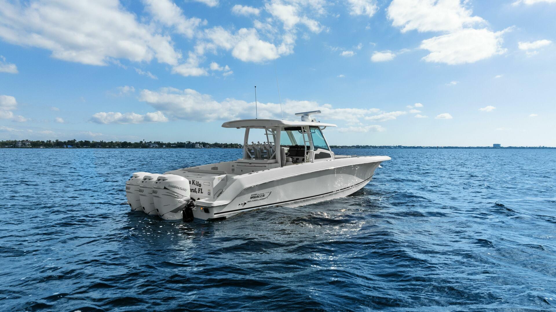 2019 Boston Whaler 380 Outrage - Image 34