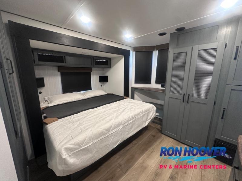2026 PALOMINO PUMA 423LFT - Image 18