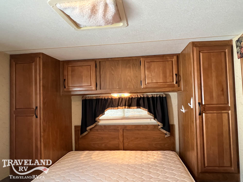 2012 OUTDOORS RV TIMBER RIDGE 250FLS HANDYMAN SPECIAL - Image 26