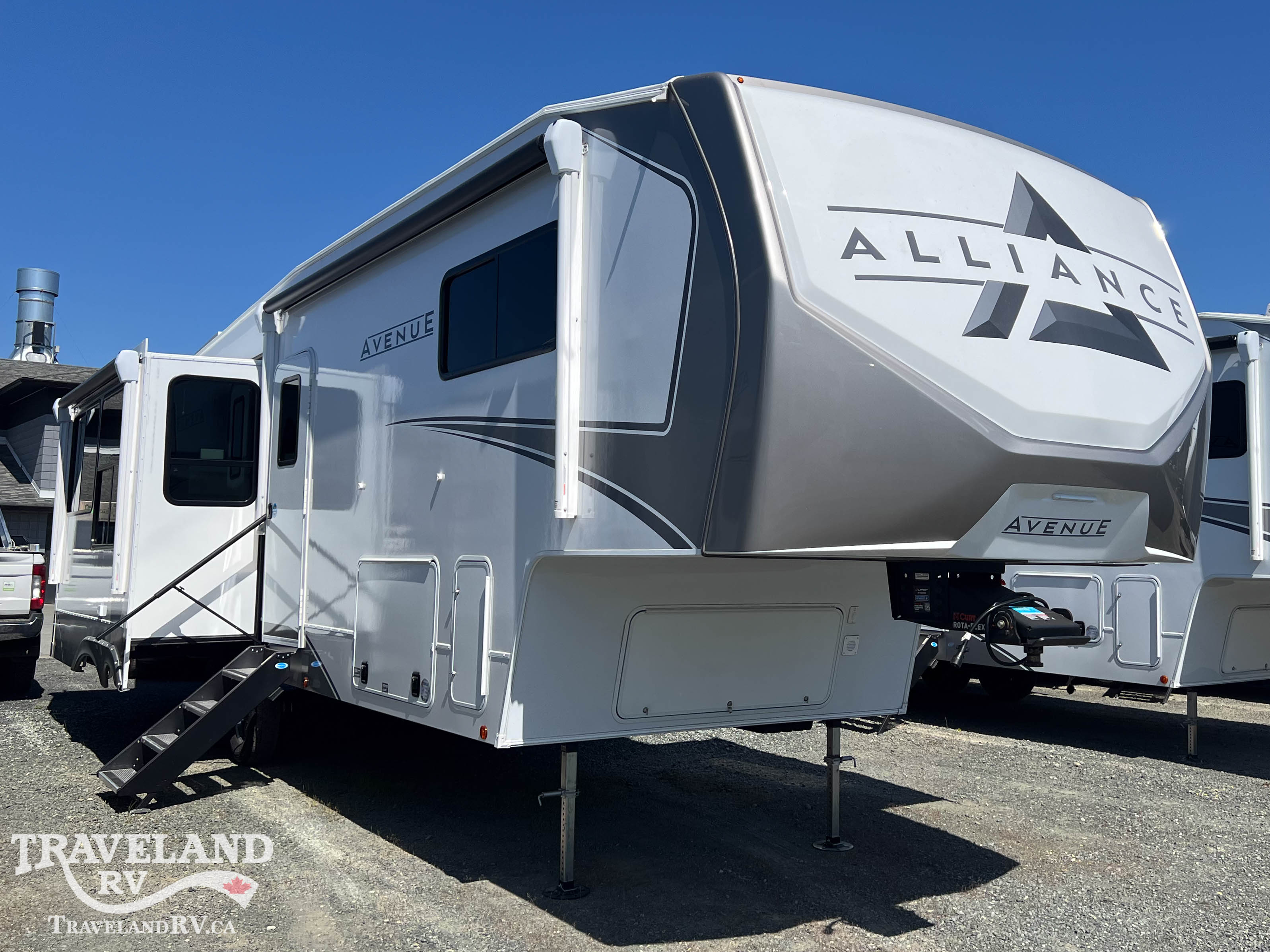 2026 Alliance RV AVENUE 32RLS - Image 1