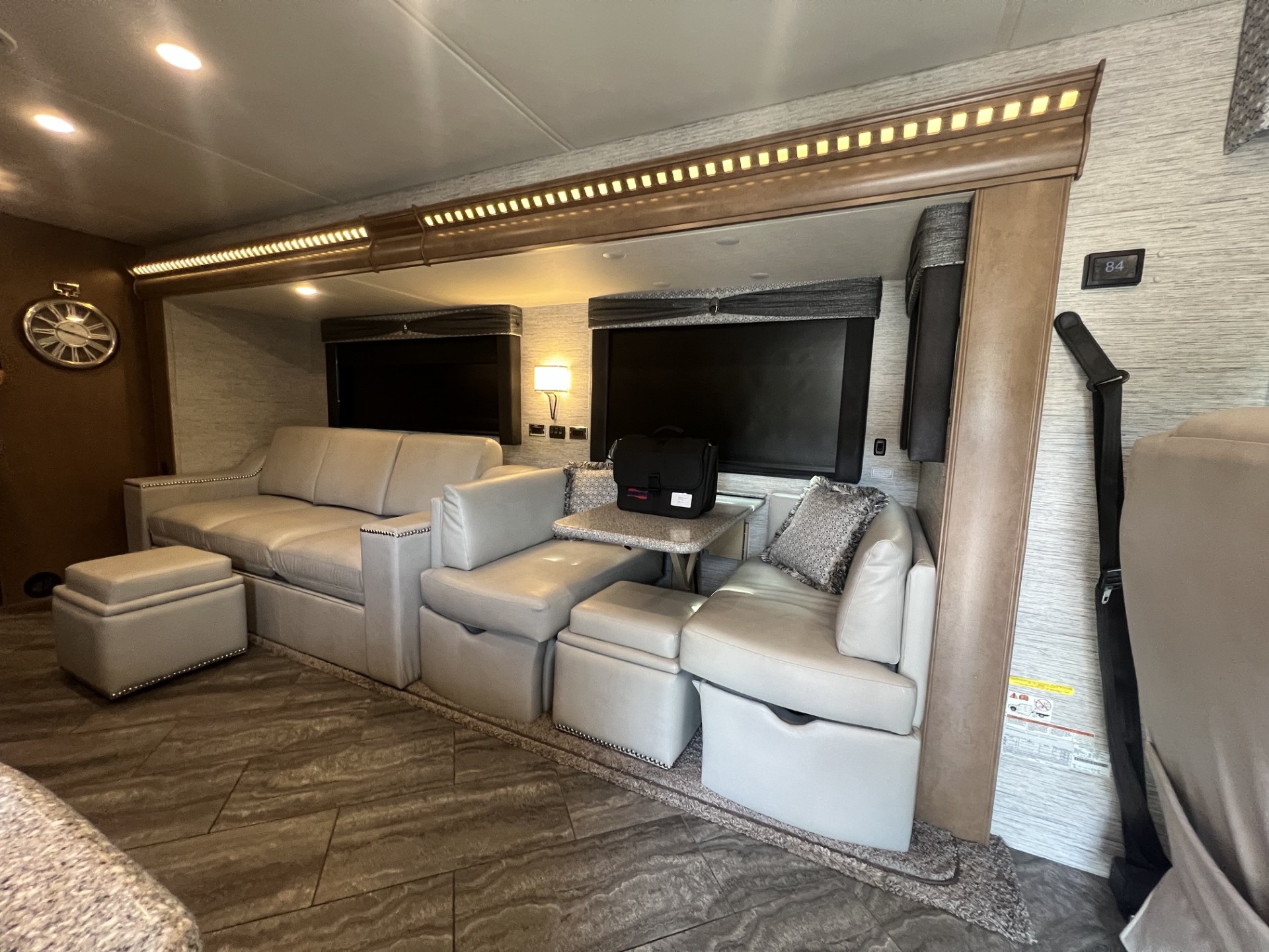 2020 NEWMAR BAYSTAR 3609 - Image 14