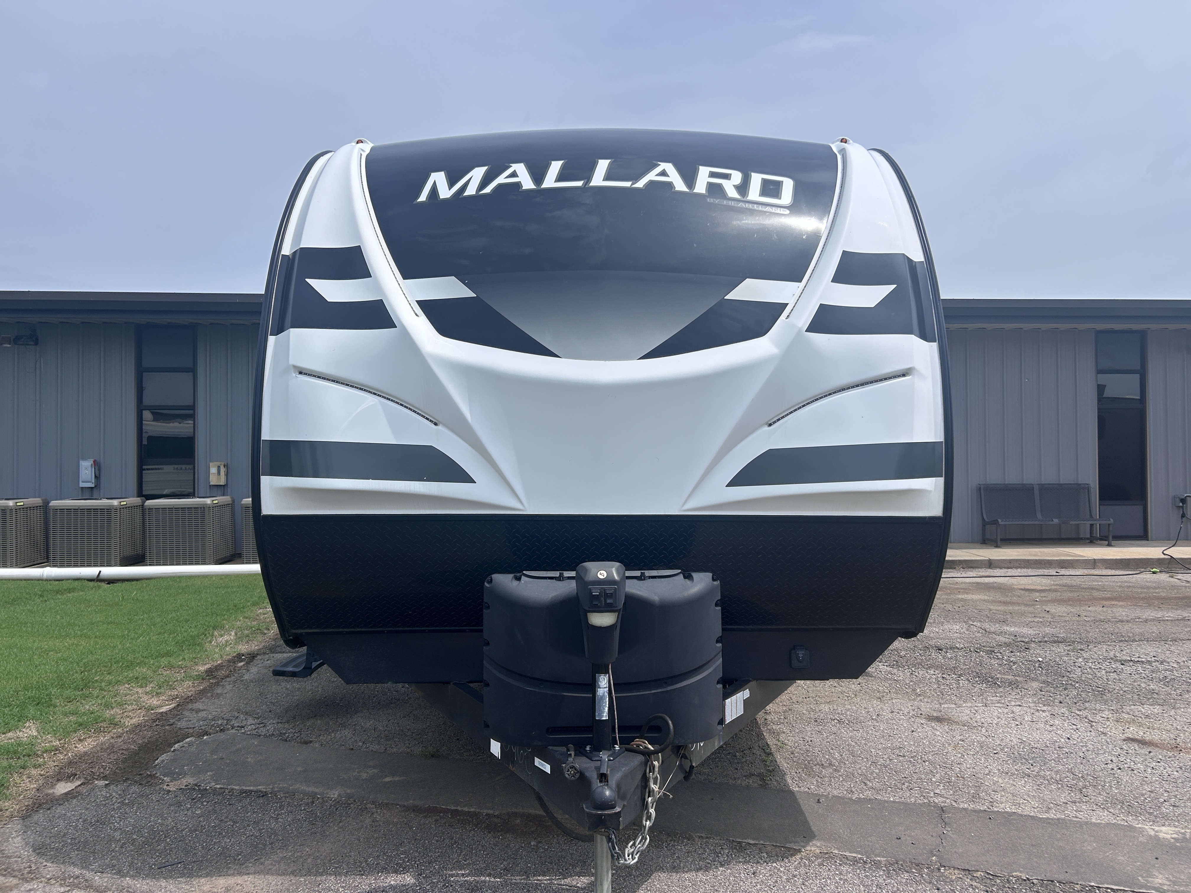 2021 Heartland Mallard M25 - Image 3