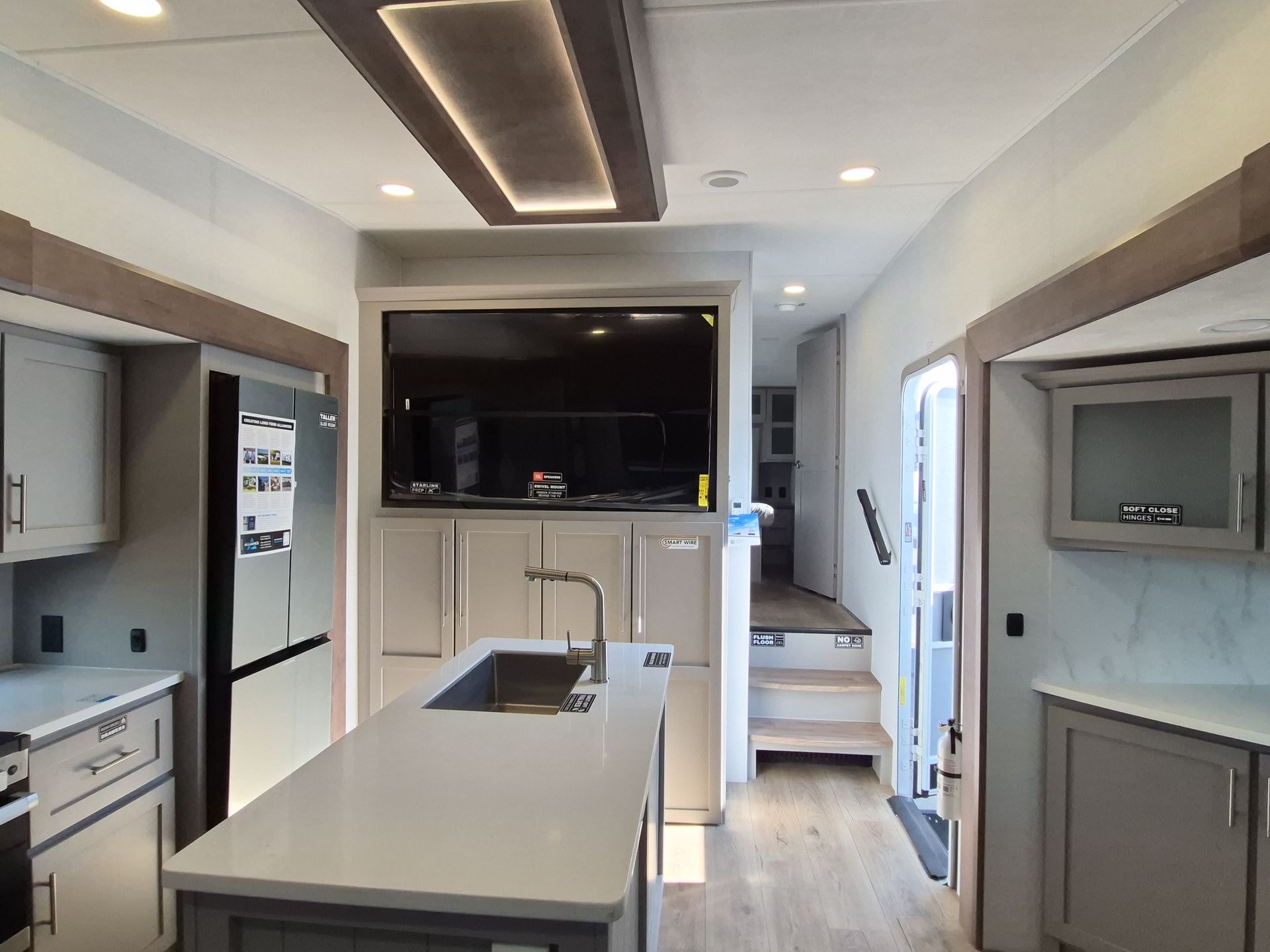 2026 Alliance RV Avenue 25RL - Image 47