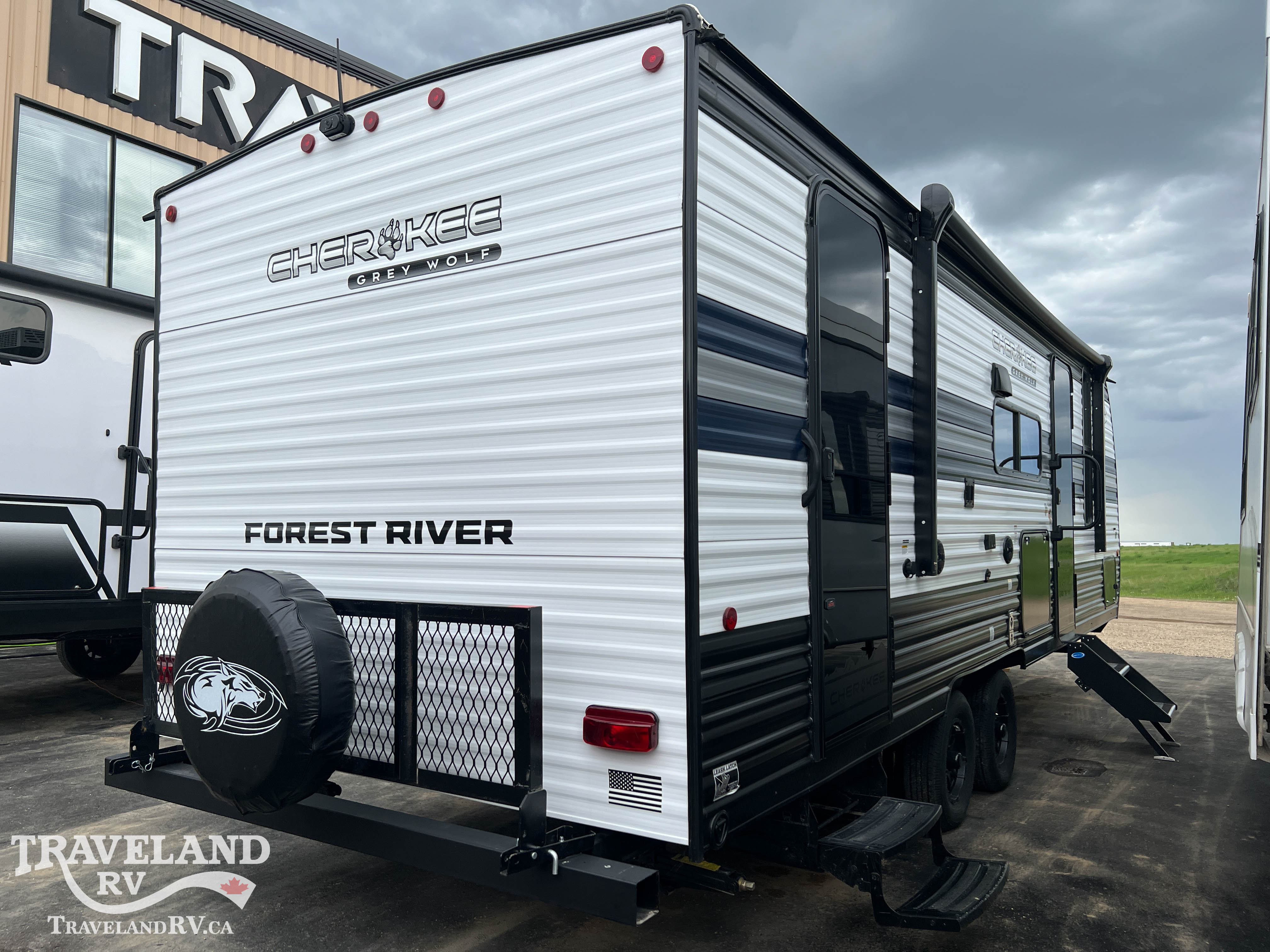 2027 Forest River Cherokee Grey Wolf 23DBH - Image 7