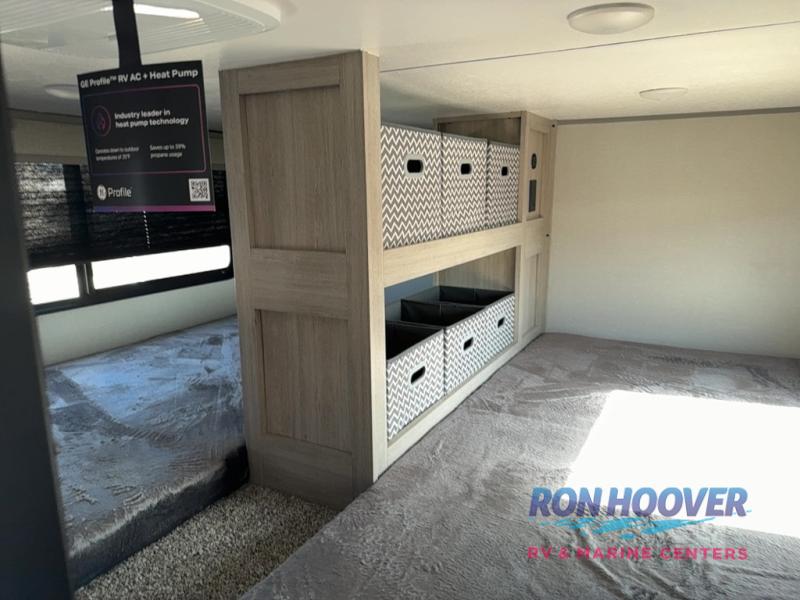 2025 COACHMEN CATALINA 42CONDO - Image 26
