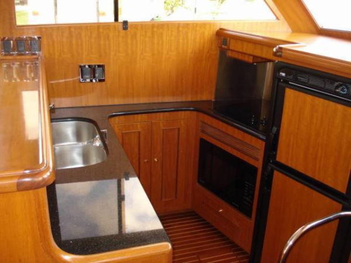 2005 Ocean Alexander Motor - Image 9
