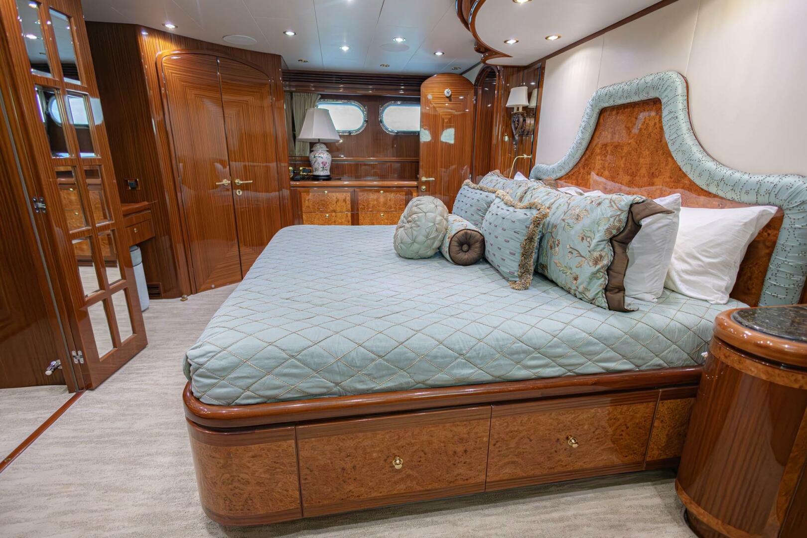2009 Hargrave - Image 32