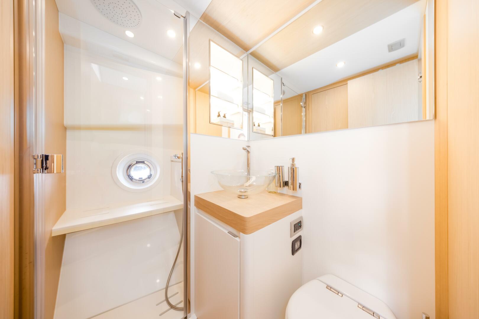 2021 Solaris 48 Open - Image 40