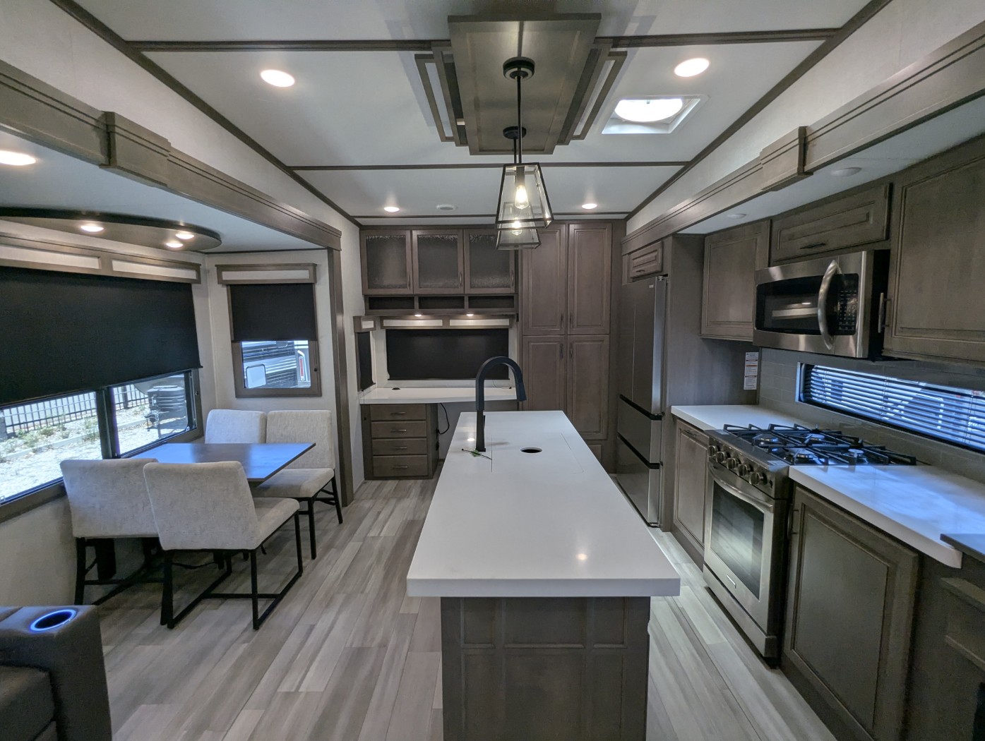 2023 Grand Design Solitude 345GK - Image 28