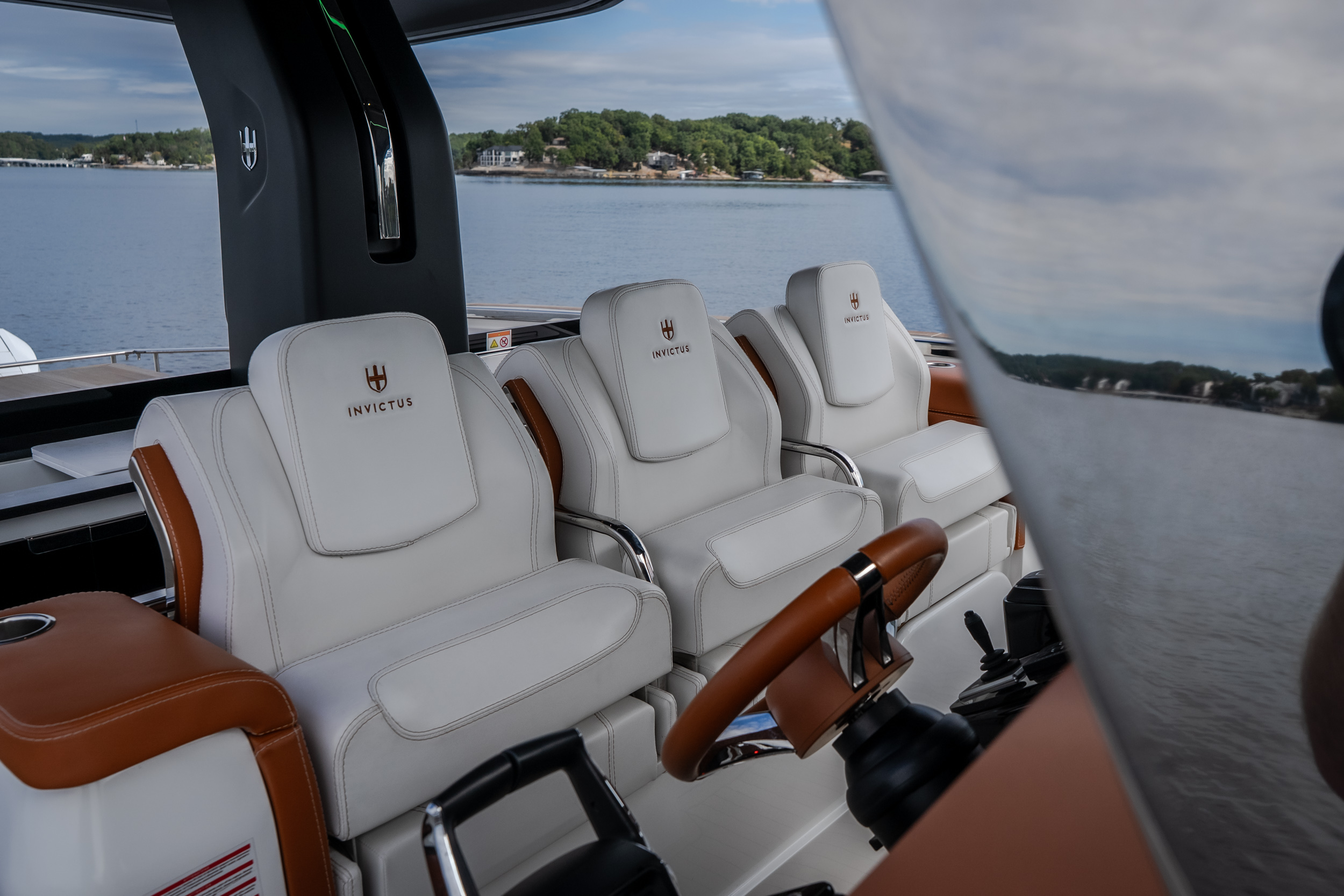 2025 Invictus TT430S - Image 62