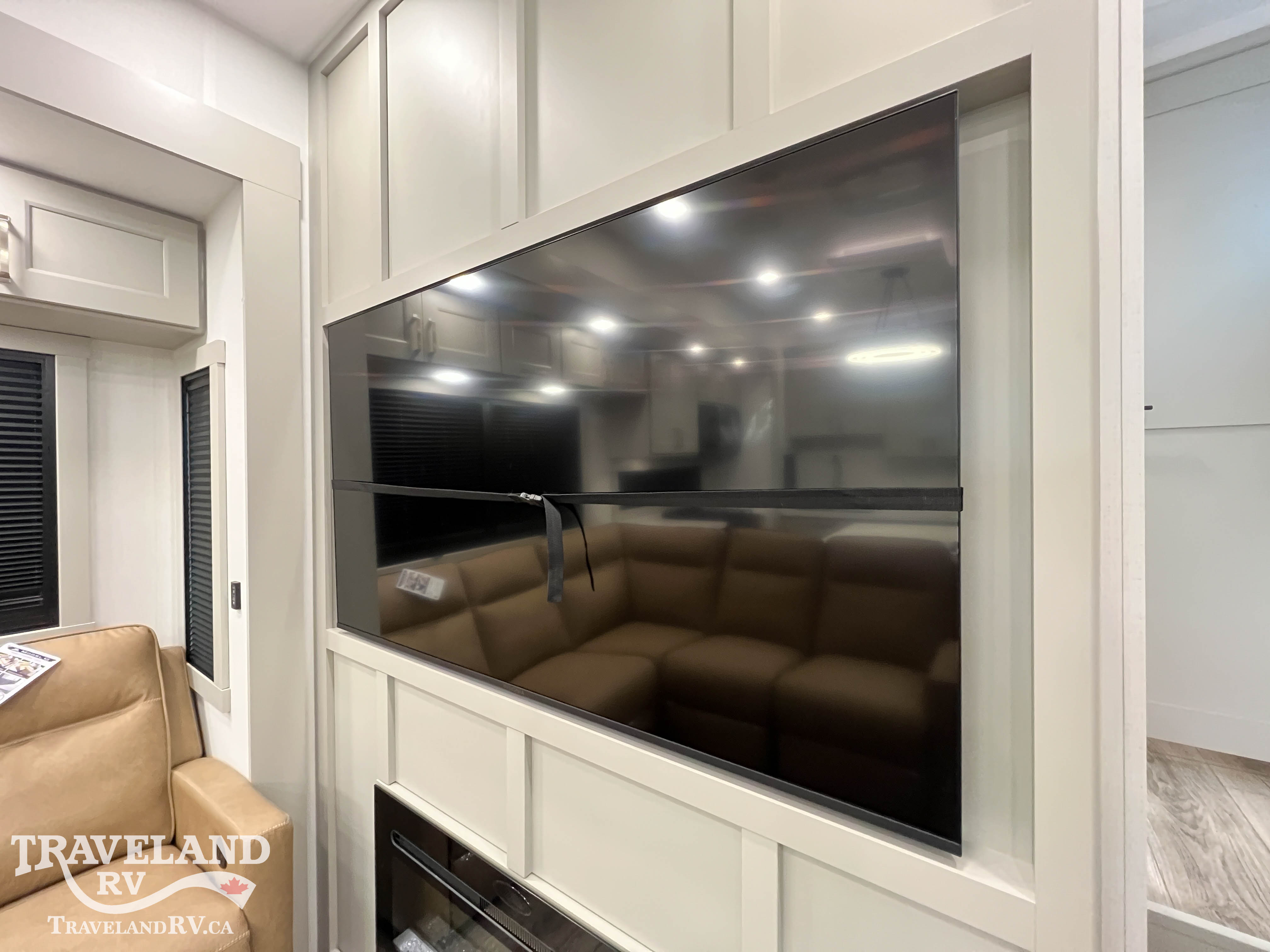 2027 Brinkley RV Model G 3950 - Image 39