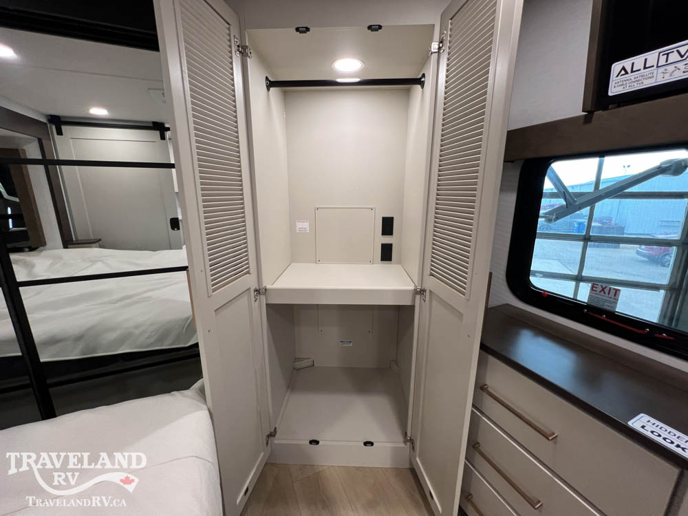 2027 Alliance RV Paradigm 395DS - Image 27
