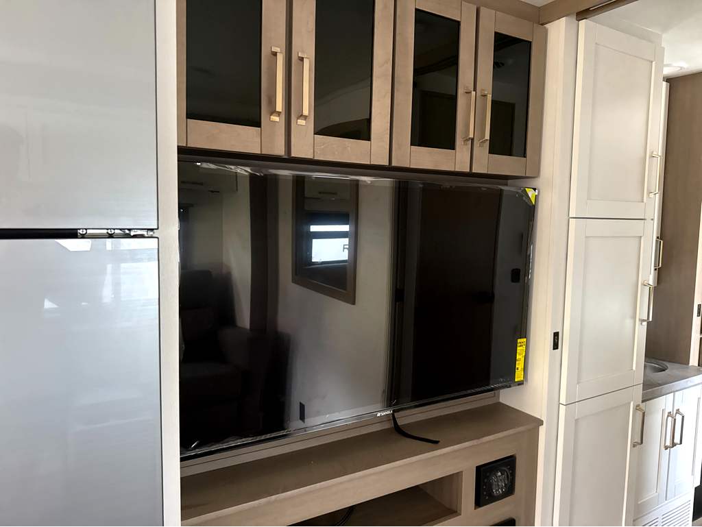 2027 ENTEGRA COACH ODYSSEY 30Z - Image 23