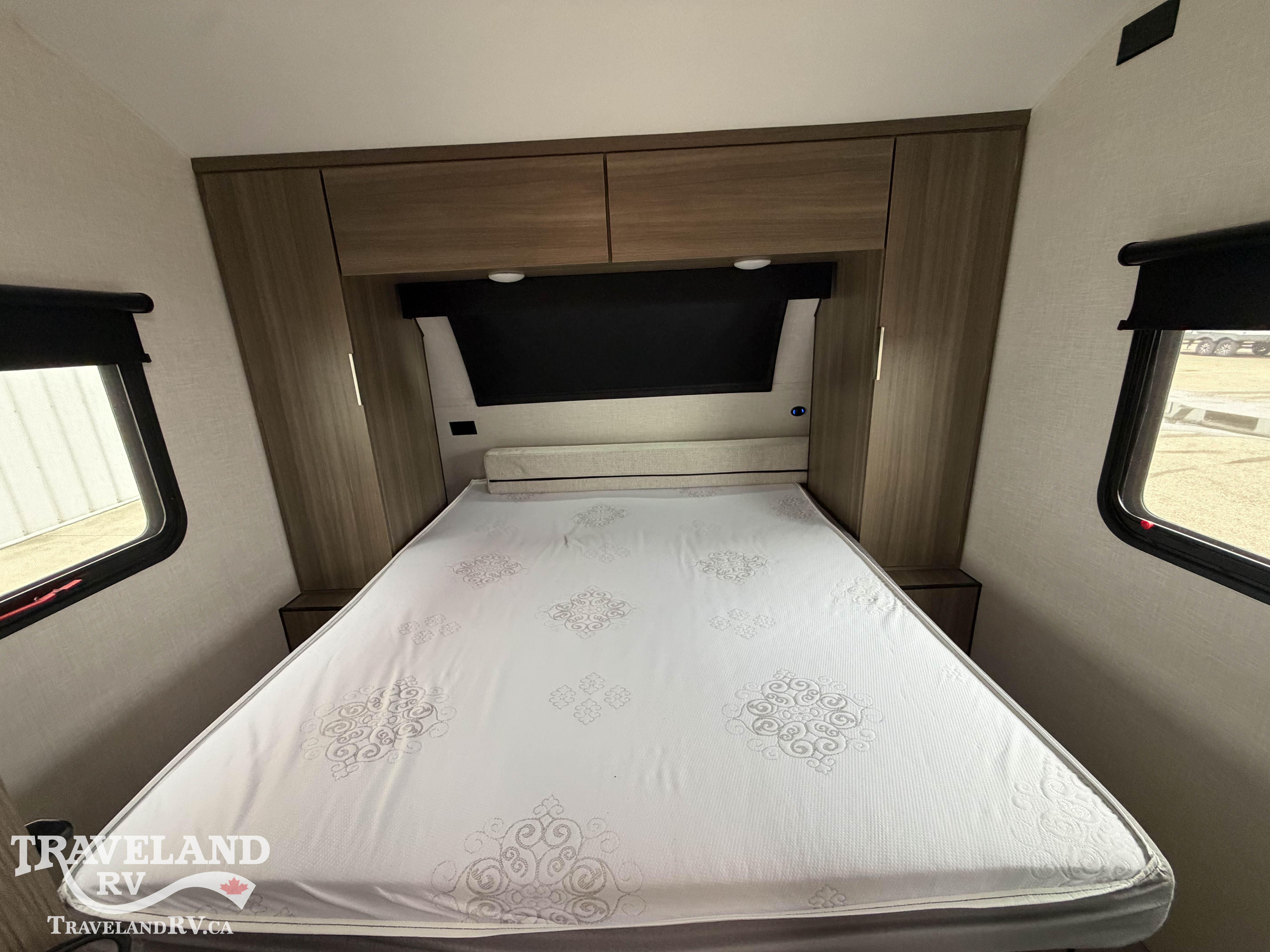 2024 Venture RV Sonic SN231VRK - Image 11