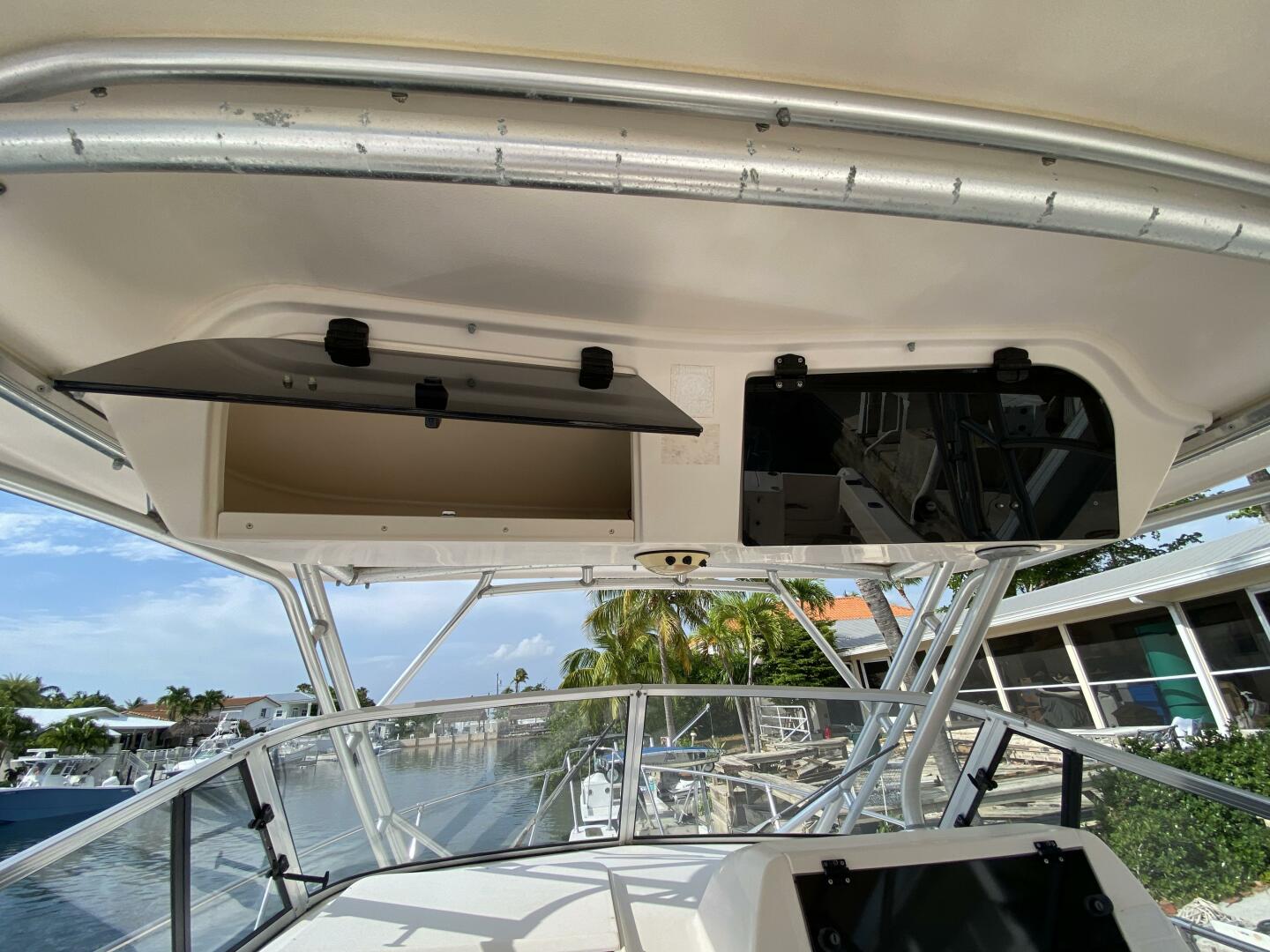 2005 Grady-White Marlin 300 - Image 10