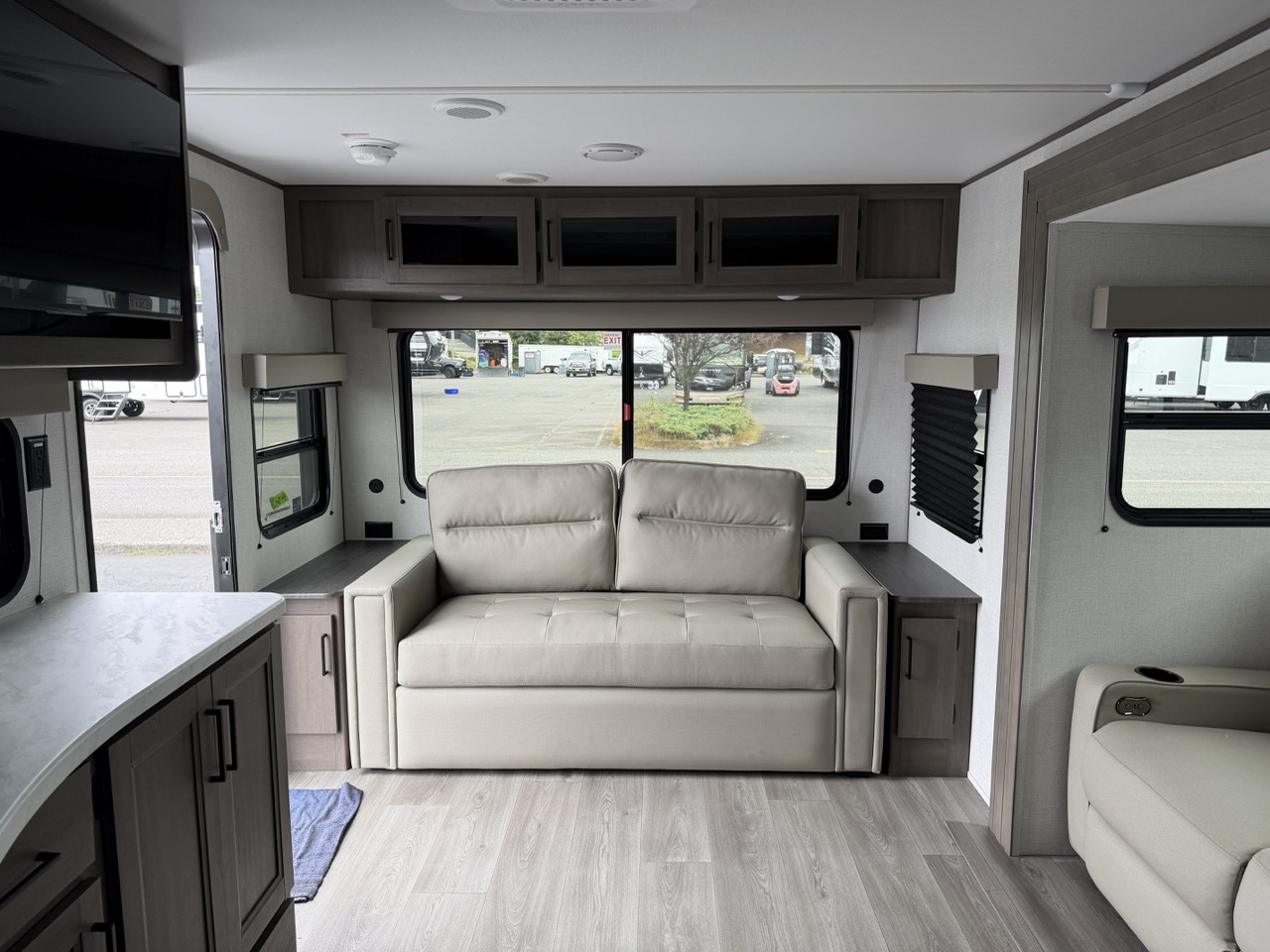 2026 Grand Design Transcend 245RLT - Image 17