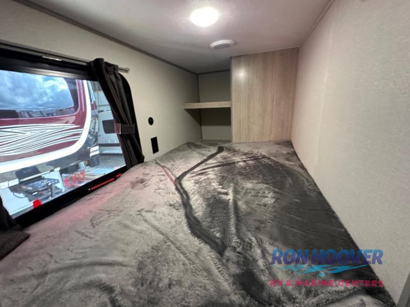 2026 COACHMEN 333DORM - Image 13