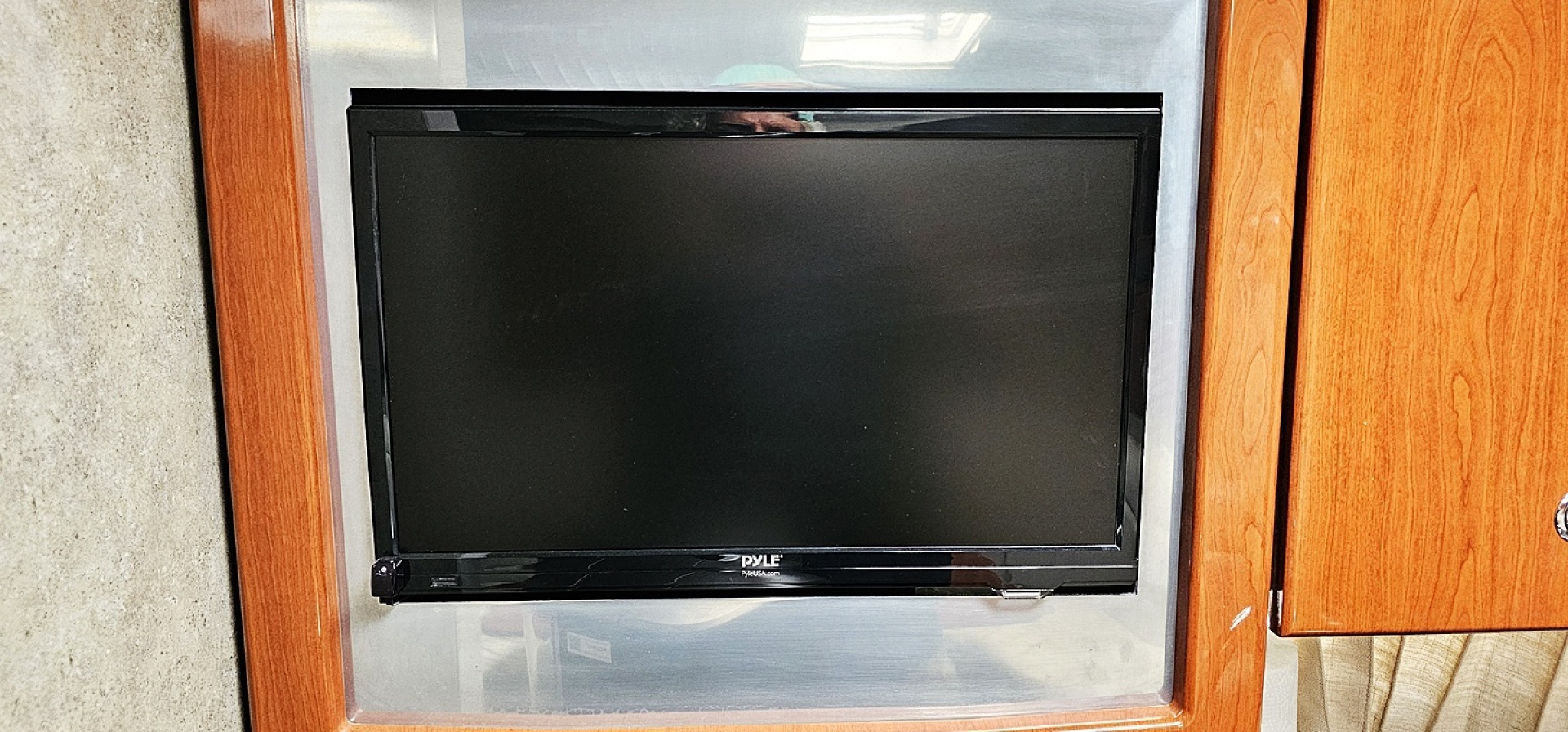 2006 Formula 37PC - Image 19