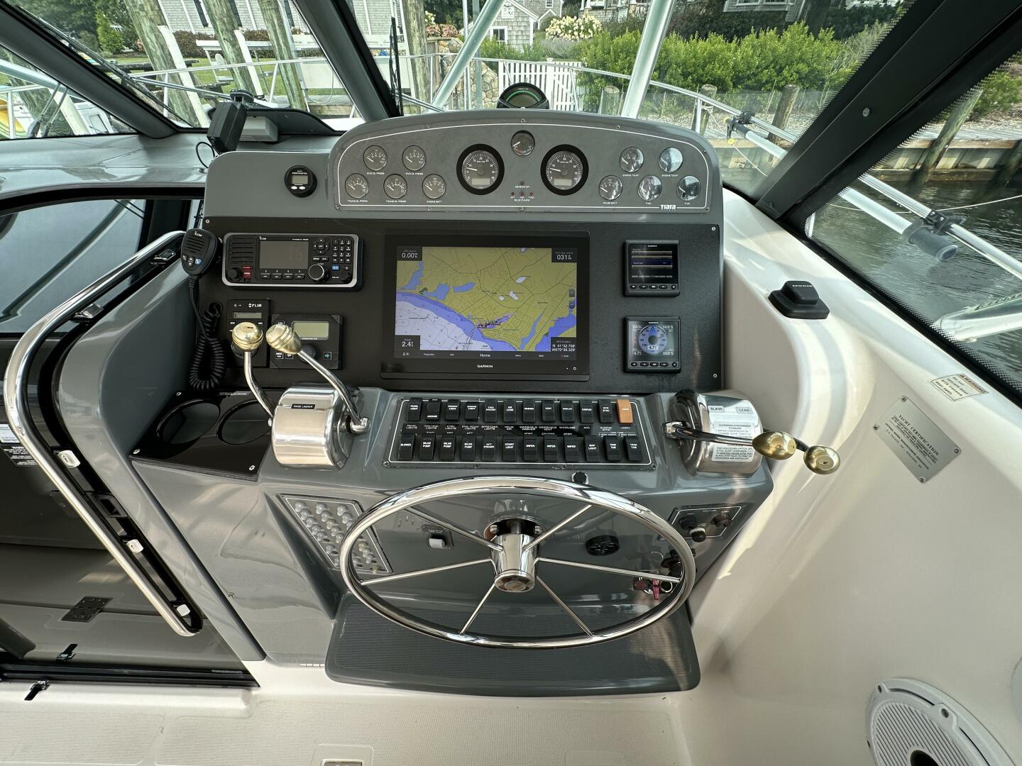 2001 Tiara Yachts 3800 Open - Image 16