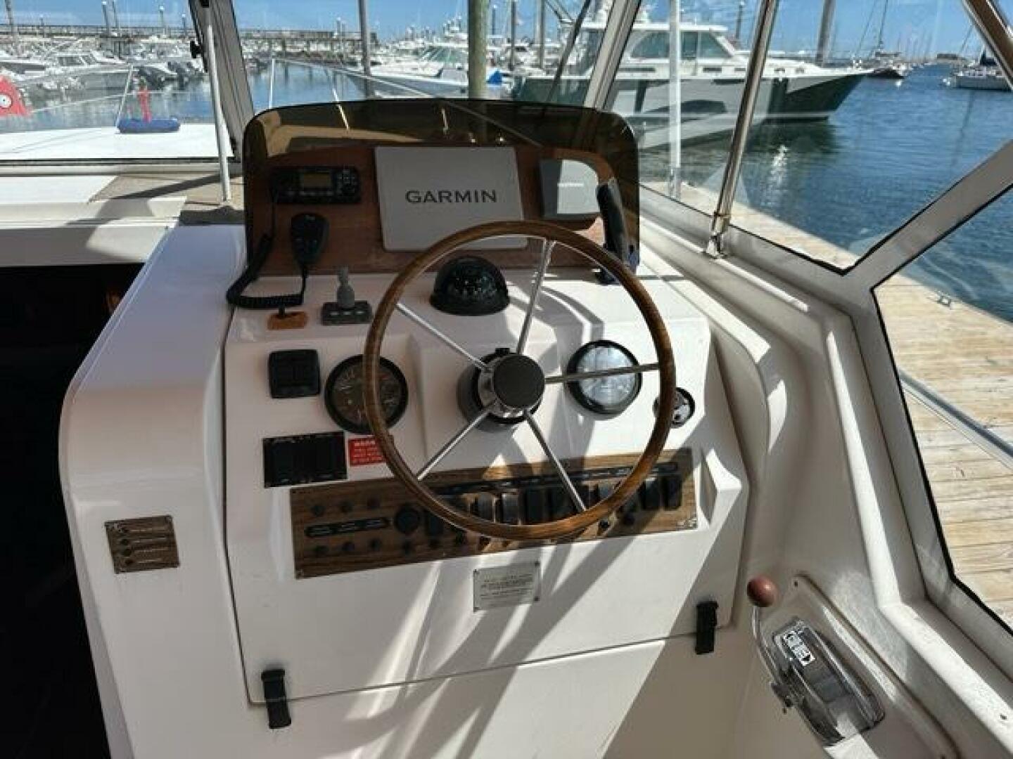 2002 Mainship Pilot 34 - Image 13