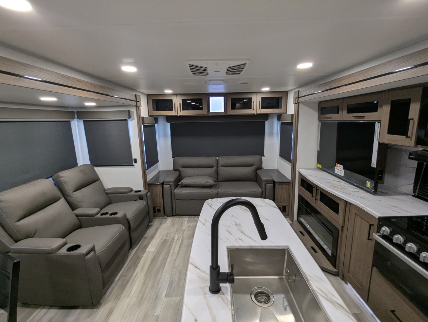 2024 Alliance RV Delta 292RL - Image 20