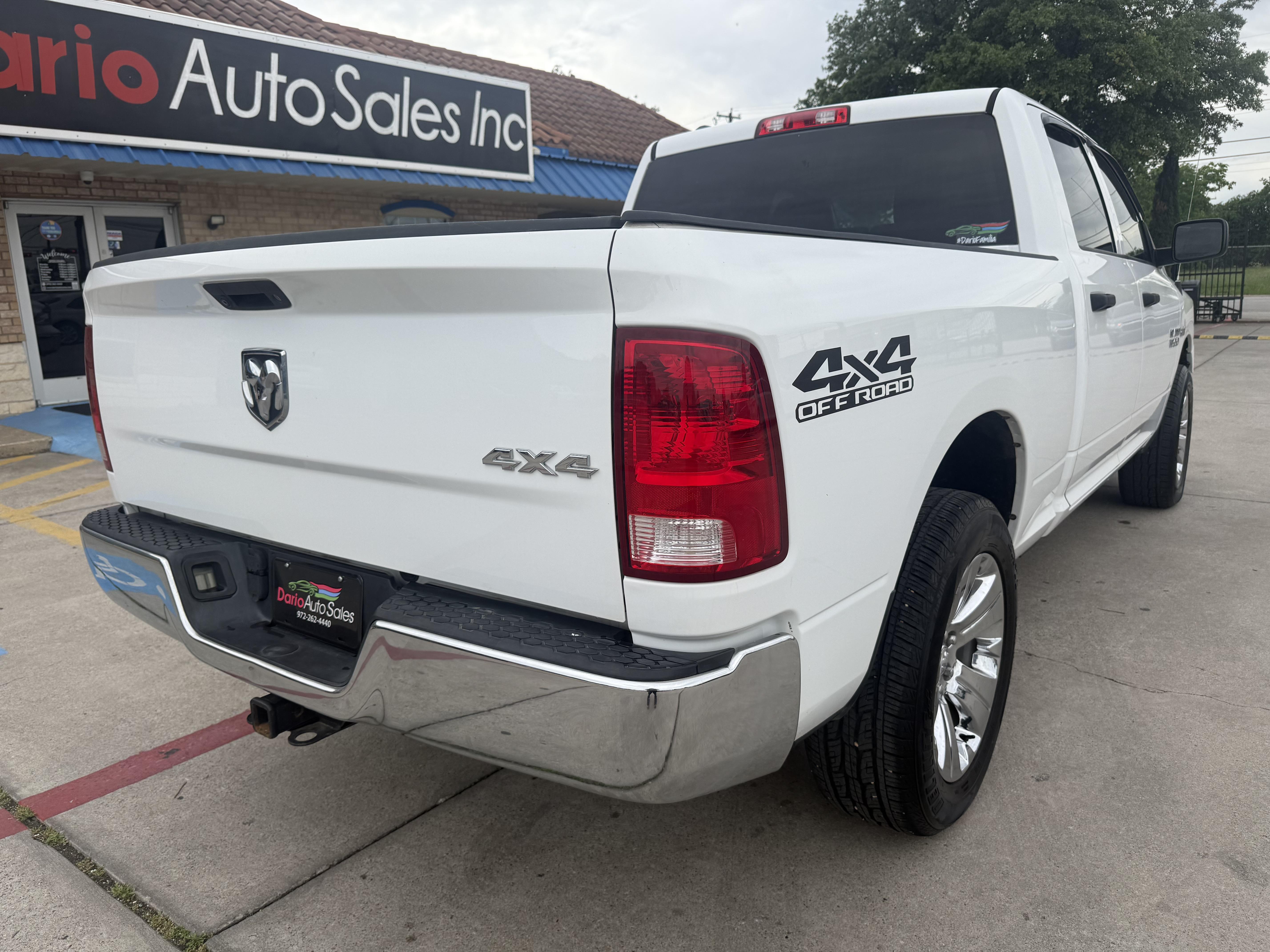 2016 Ram 1500 Pickup-V8 Crew Cab Tradesman 4WD - Image 25