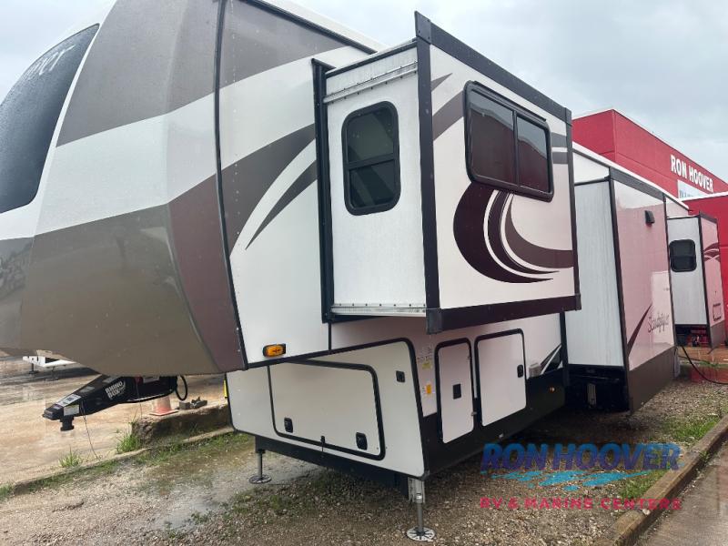 2022 FOREST RIVER 379FLOK - Image 3