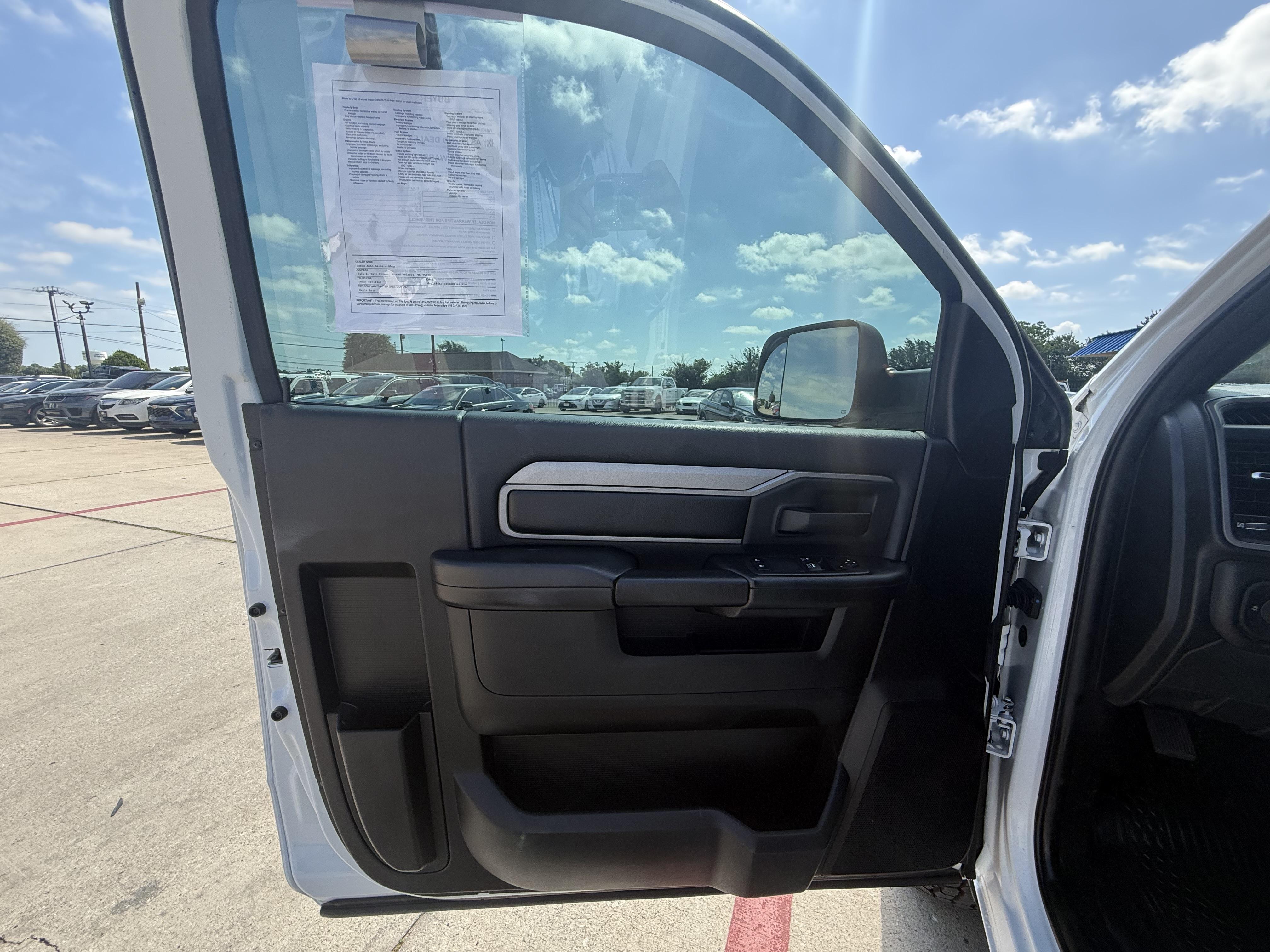 2022 Ram 2500 Pickup Crew Cab Laramie 4WD - Image 3