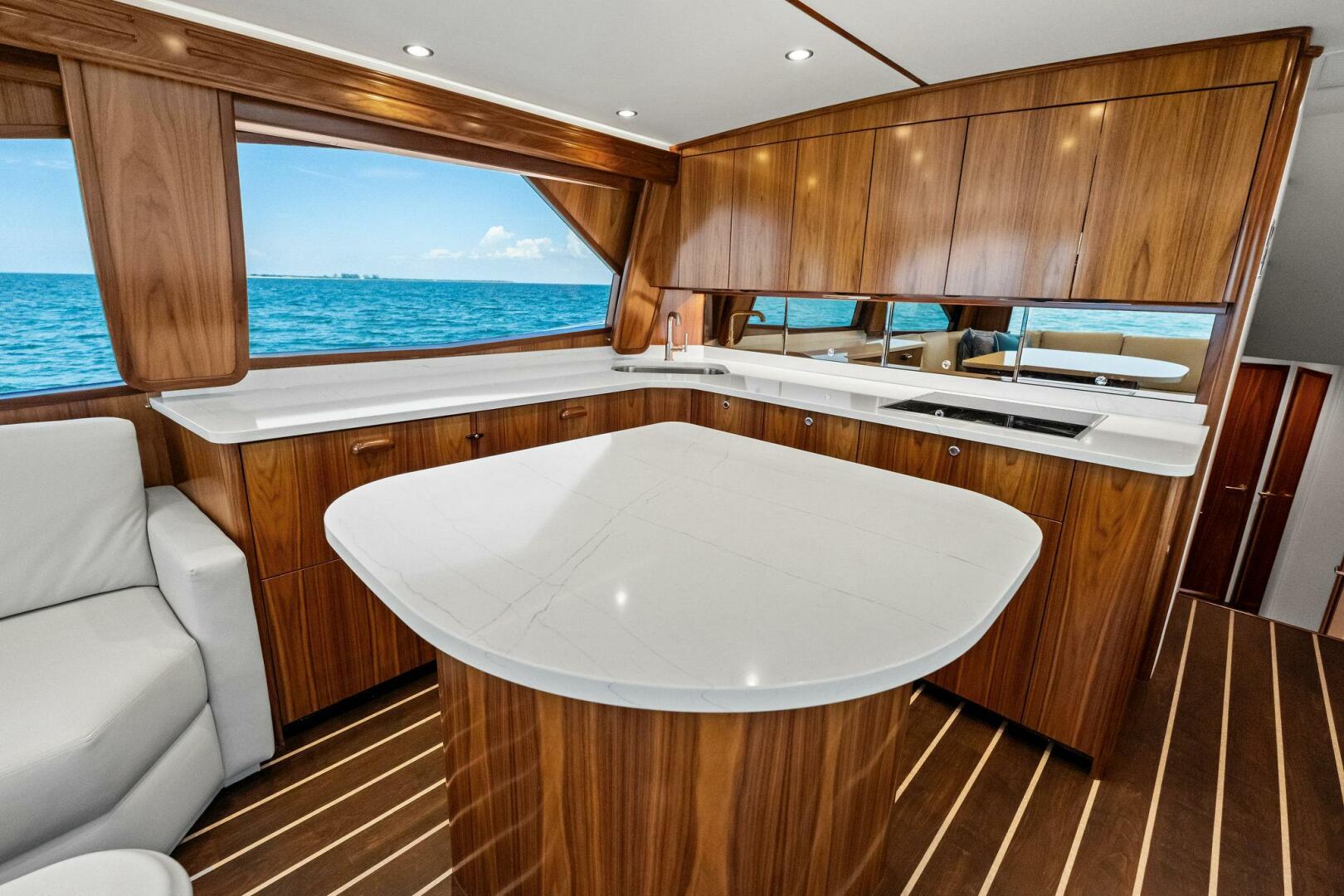 2025 Viking 58 Convertible - Image 10