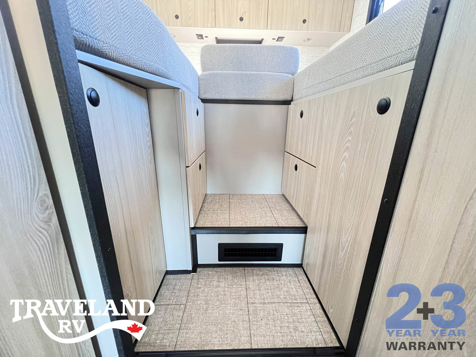 2025 Jayco Granite Ridge 23S - Image 17