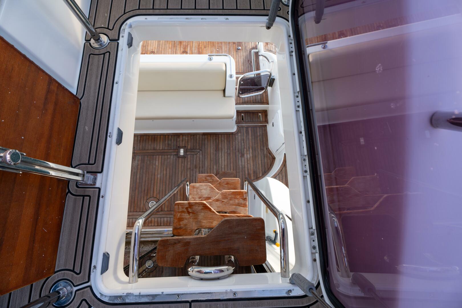 2013 Azimut 40 Flybridge - Image 66