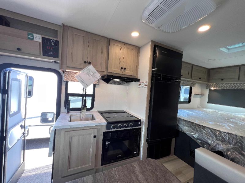 2026 Forest River Sunseeker LE 2350LE - Image 20