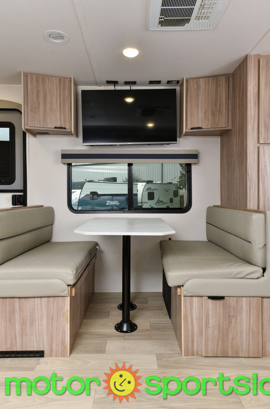 2024 Winnebago Access 25ML - Image 18