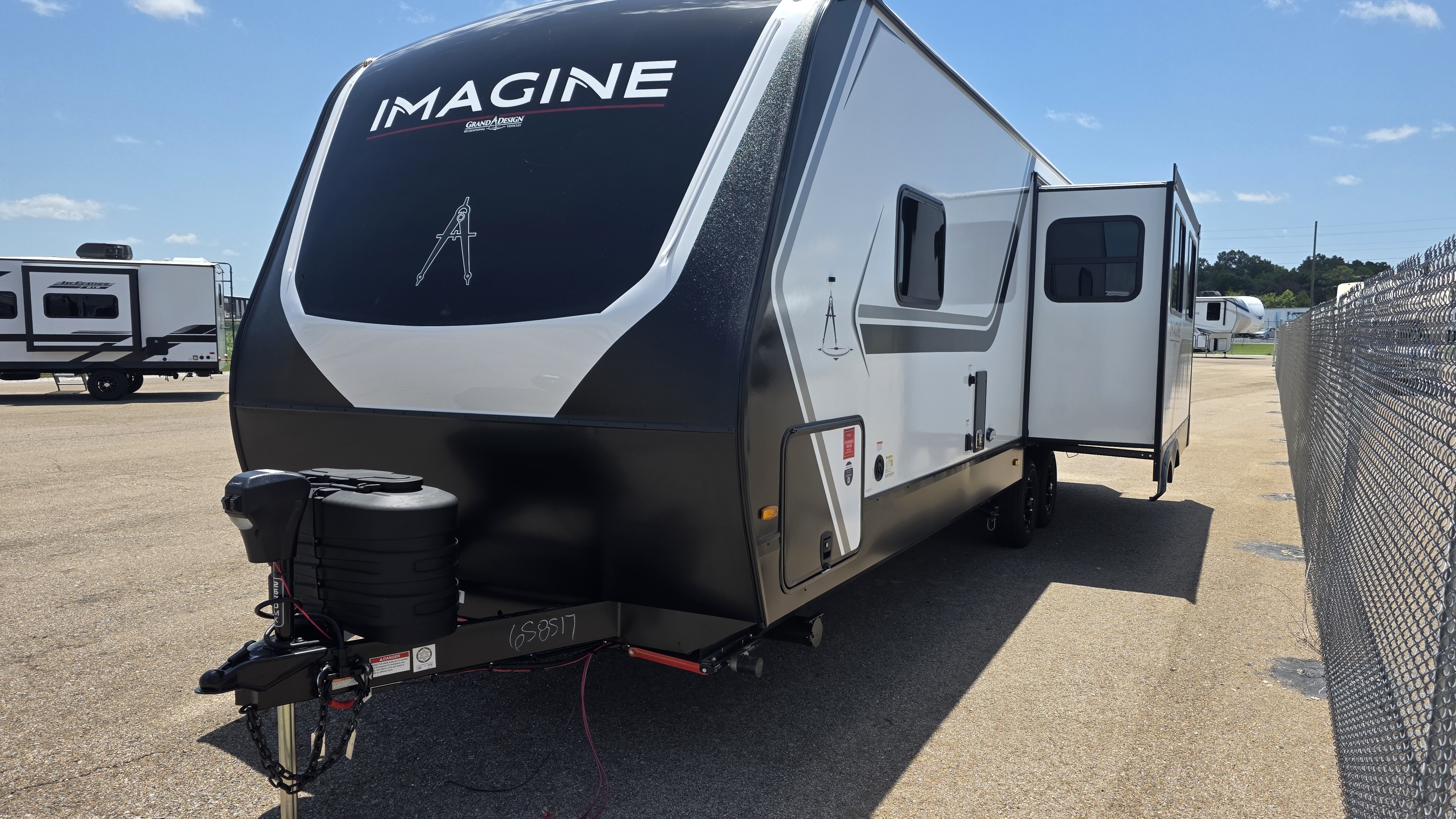 2027 GRAND DESIGN IMAGINE 2670MK - Image 1