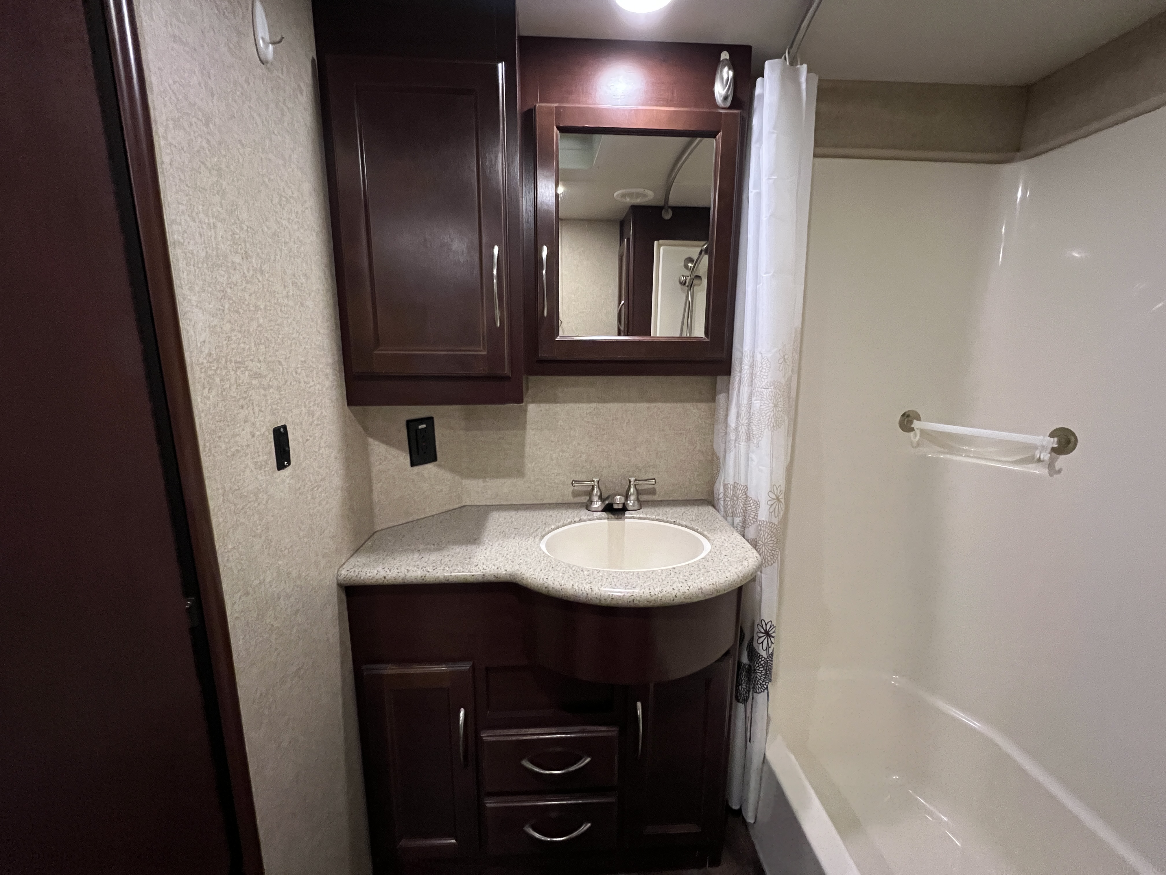 2014 HEARTLAND CYCLONE M-3100 - Image 21