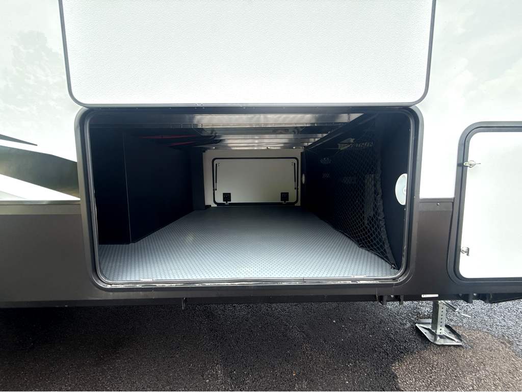 2027 VENTURE RV SPORTTREK 353VIK - Image 6