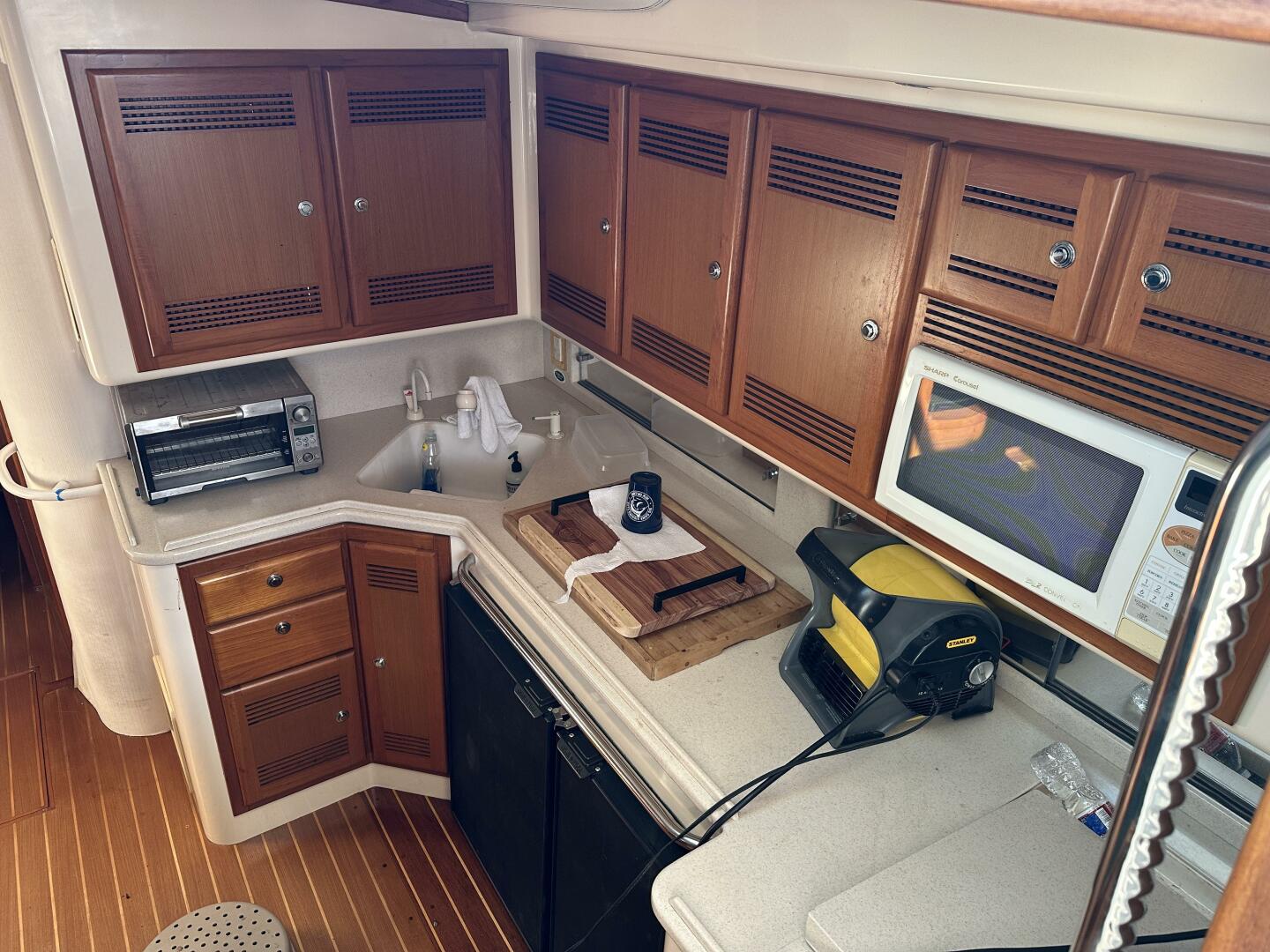 2000 Cabo 45 Express - Image 7