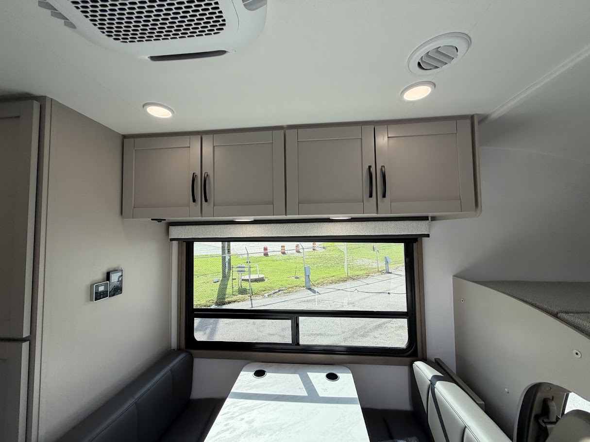 2027 JAYCO REDHAWK SE 22C - Image 16