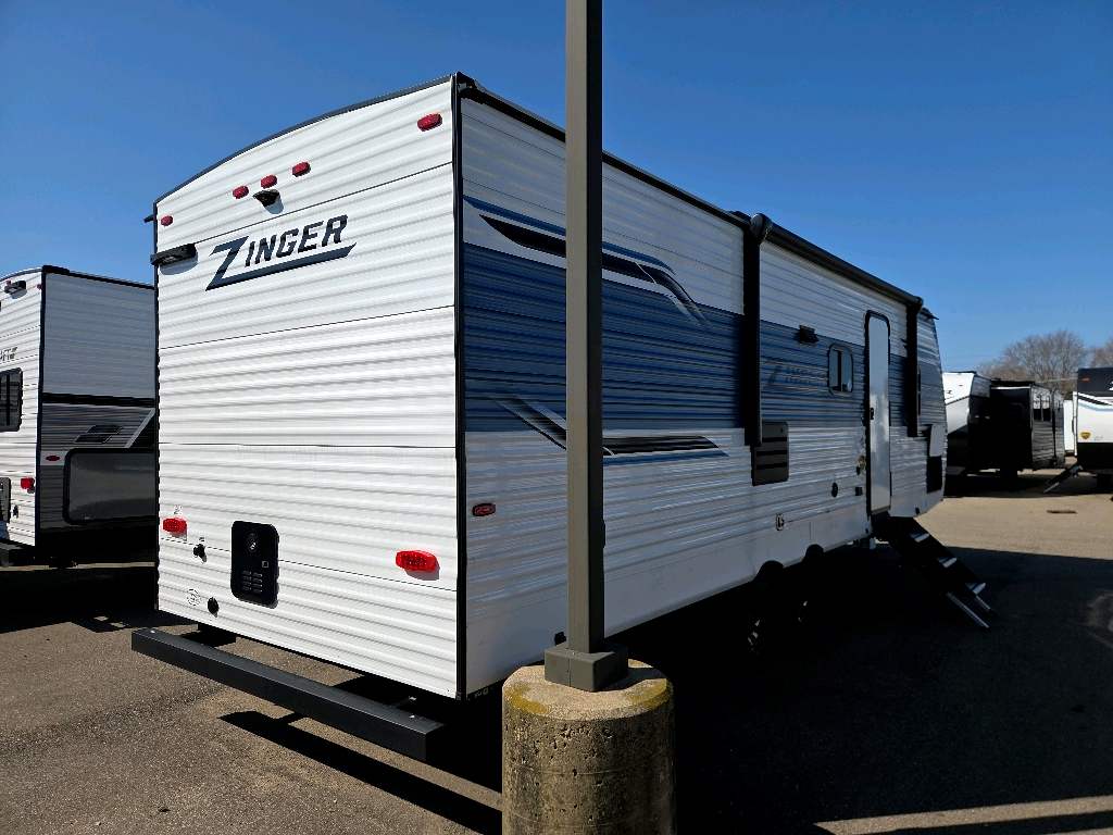 2024 CrossRoads Zinger Lite 260BH - Image 3