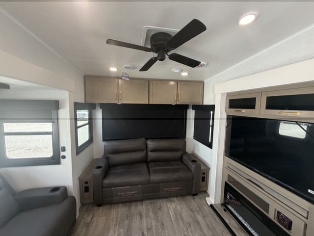 2027 JAYCO EAGLE 355MBQS - Image 12