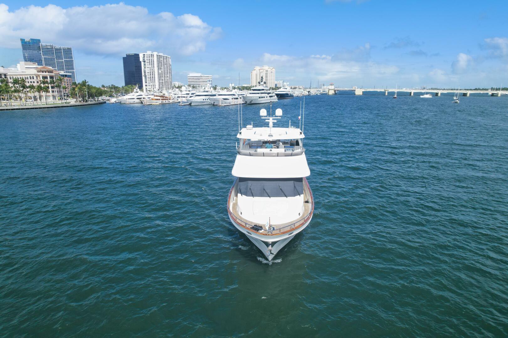 2010 Ocean Alexander 83 - Image 12