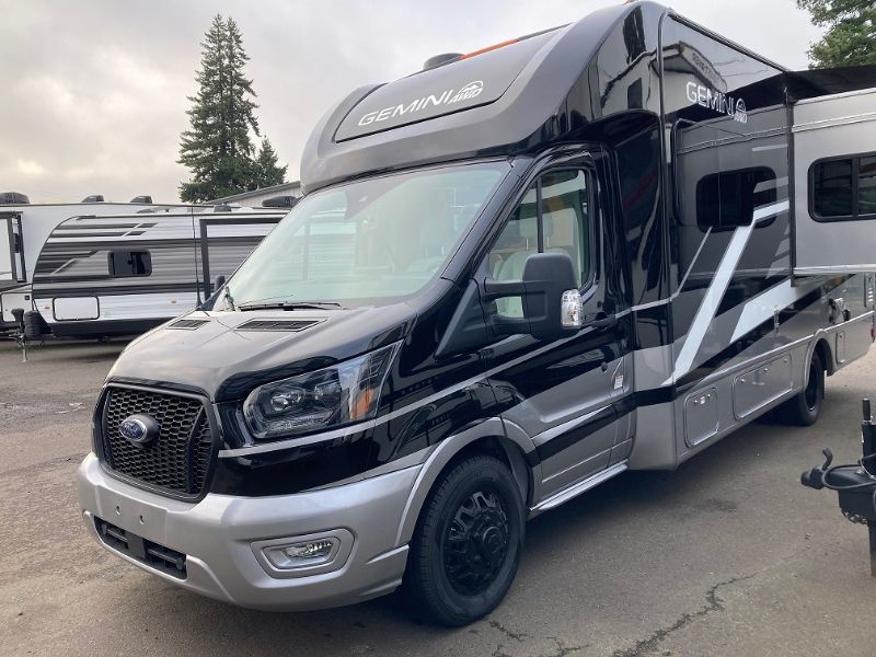 2026 Thor Motor Coach Gemini AWD 24JG - Image 2