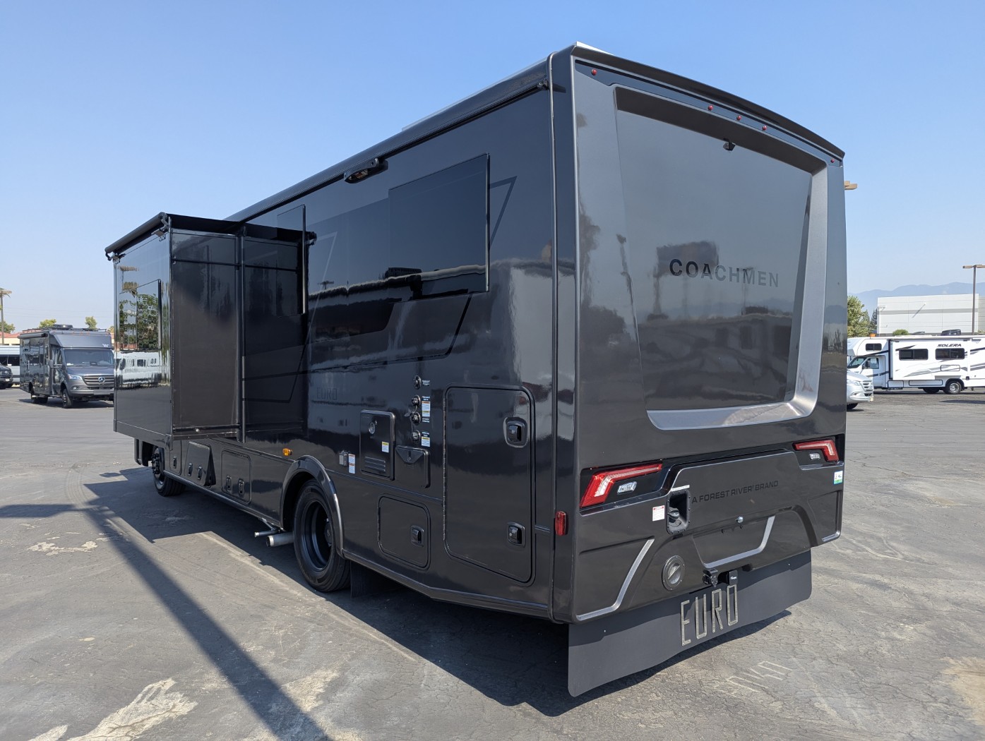 2026 Coachmen Euro 25TB - Image 4