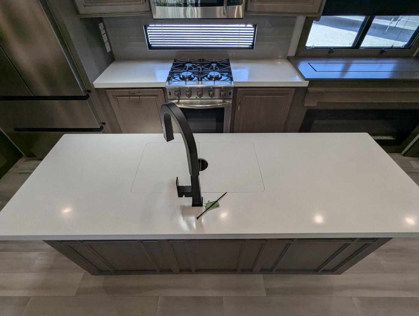 2023 Grand Design Solitude 345GK - Image 36