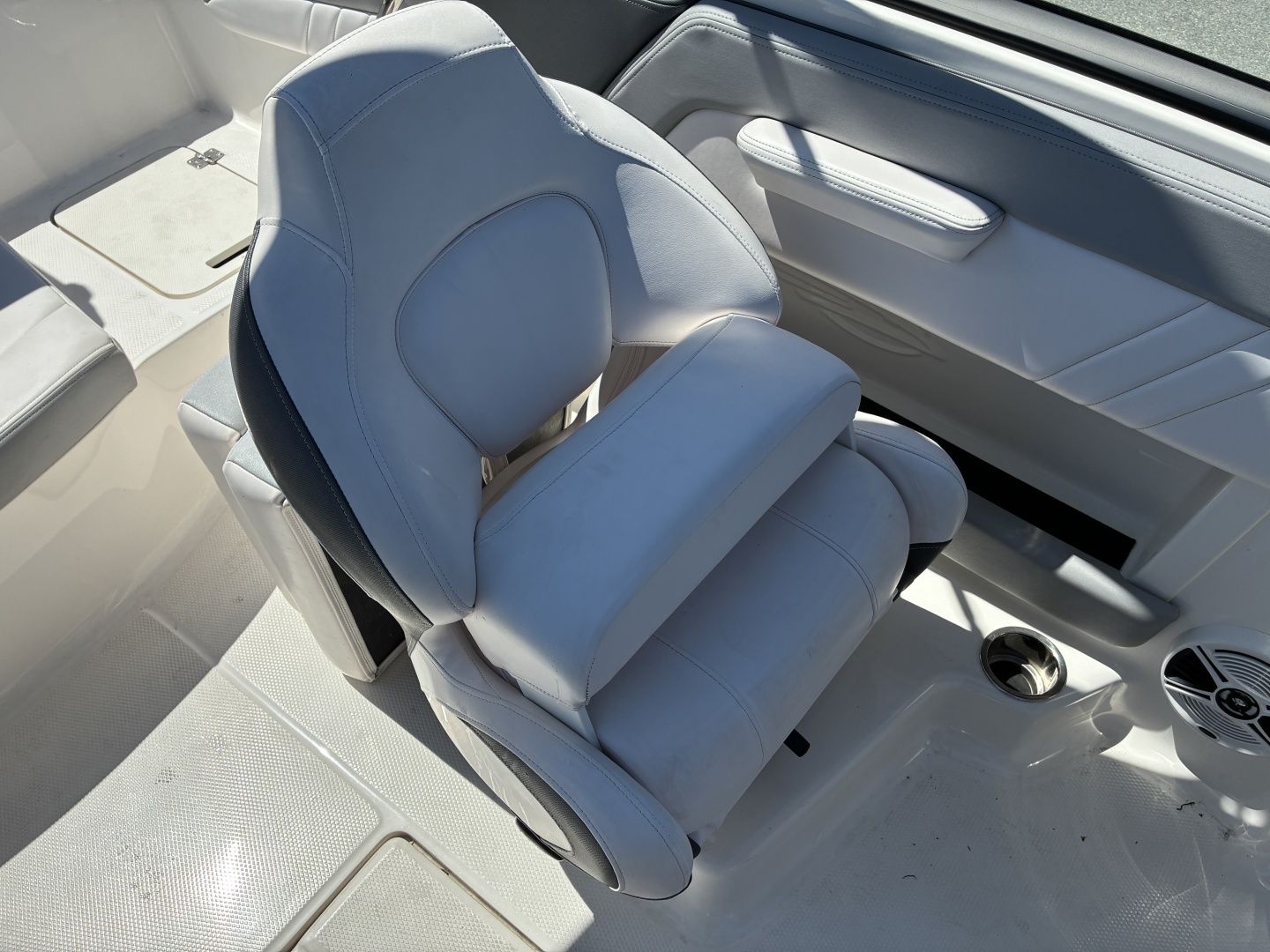 2019 Chaparral 21 H2O Sport - Image 86